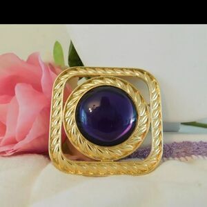 Trifari Purple Cabochon Brooch Vintage Signed Large Pin